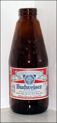 Budweiser (mini bottle - 7 fl. oz.)